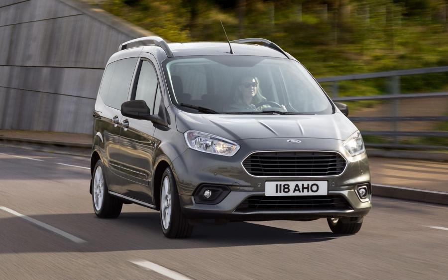 Ford Tourneo Courier (WW) '2018